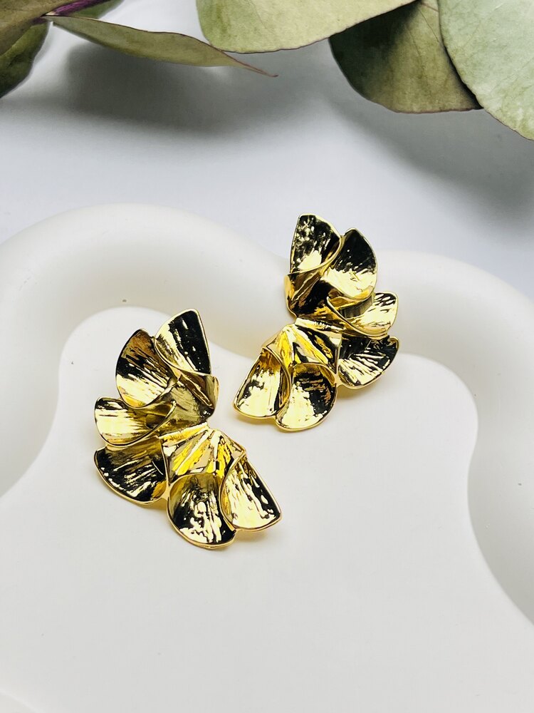 Yarım çiçek ital seri küpe * 