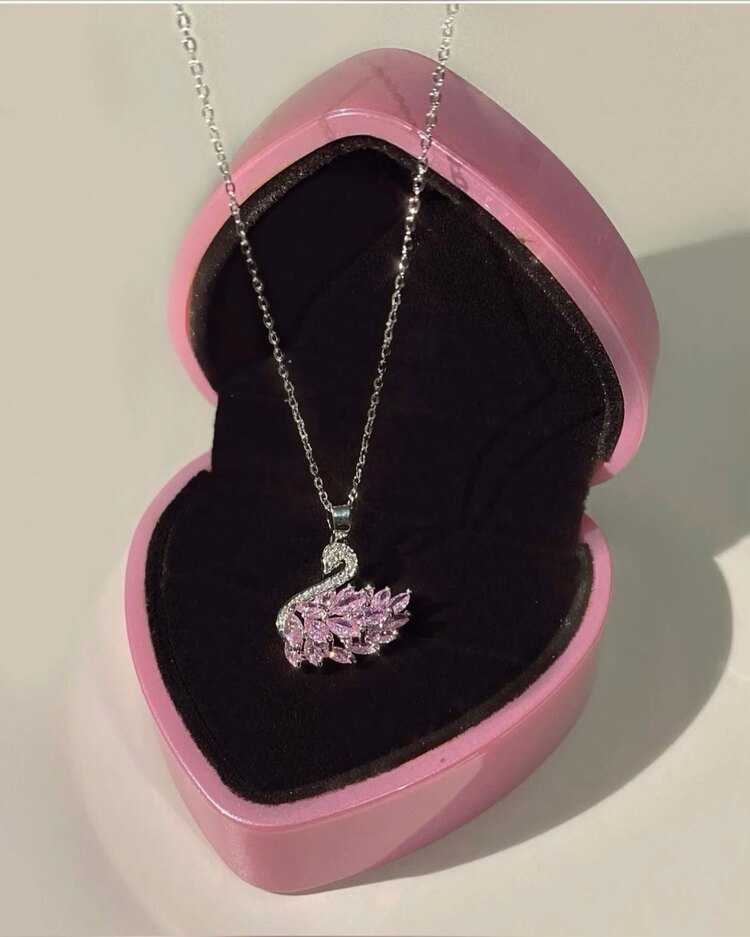 Pembe taşlı kuğu çelik kolye *