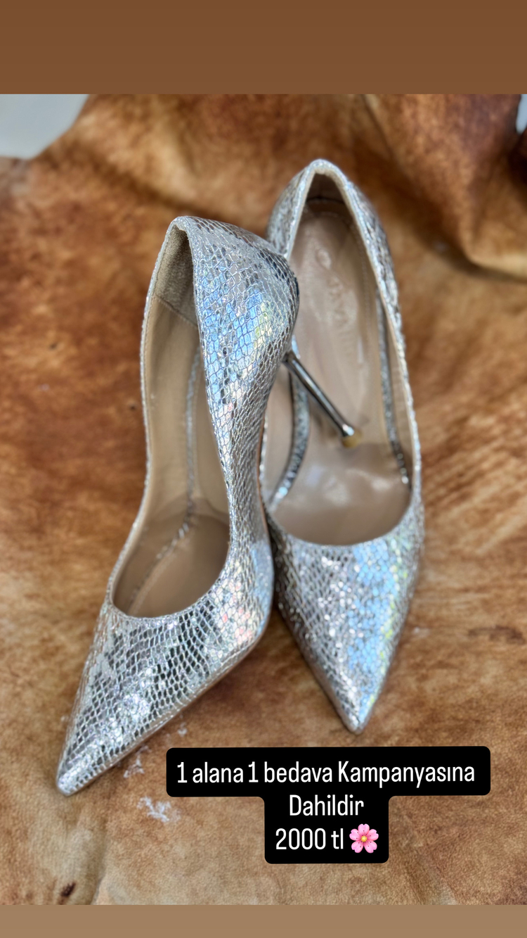 Gümüş Stiletto