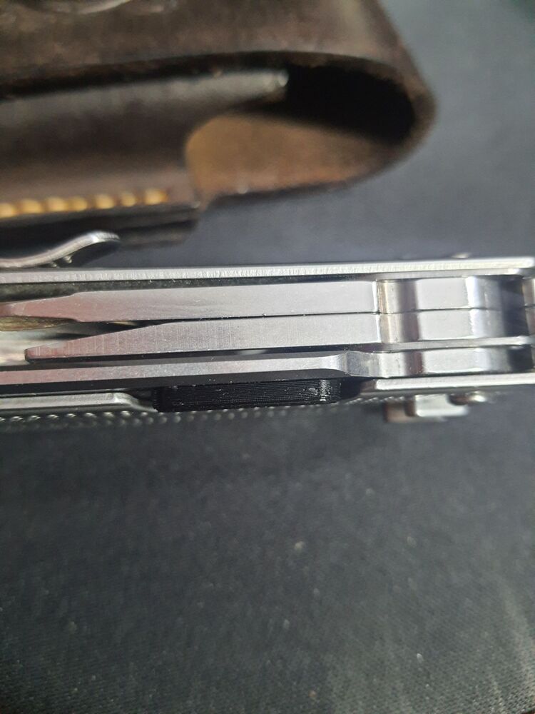 Leatherman Free serisi parmak desteği