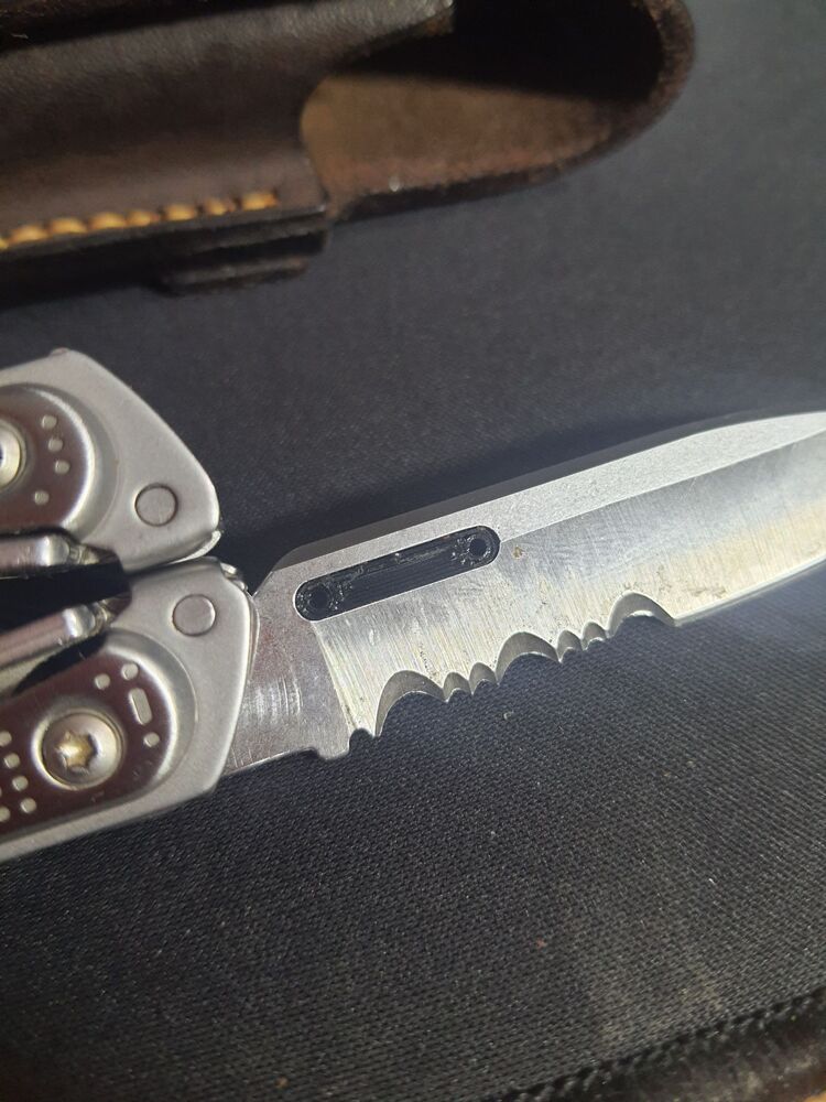 Leatherman Free serisi parmak desteği
