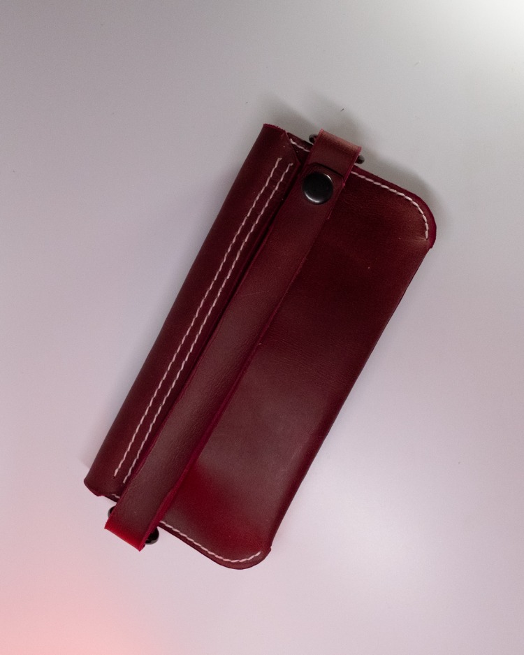 El Yapımı Deri Telefon Cüzdanı – Bitkisel Tabaklanmış Deri, Çıtçıt Kapamalı 
