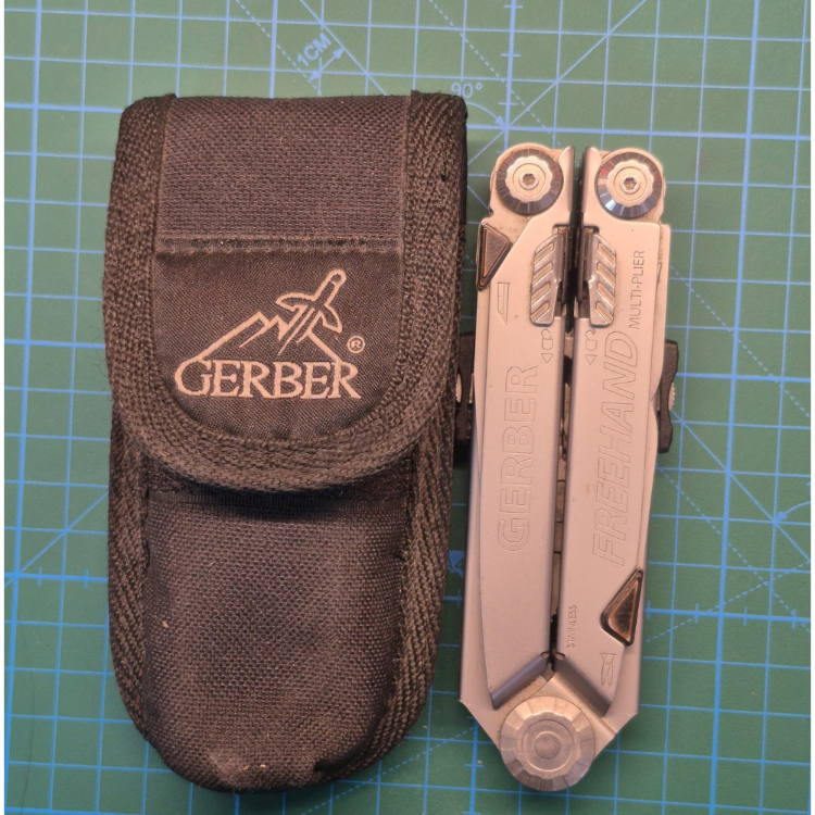 Gerber Freehand OTF Pense
