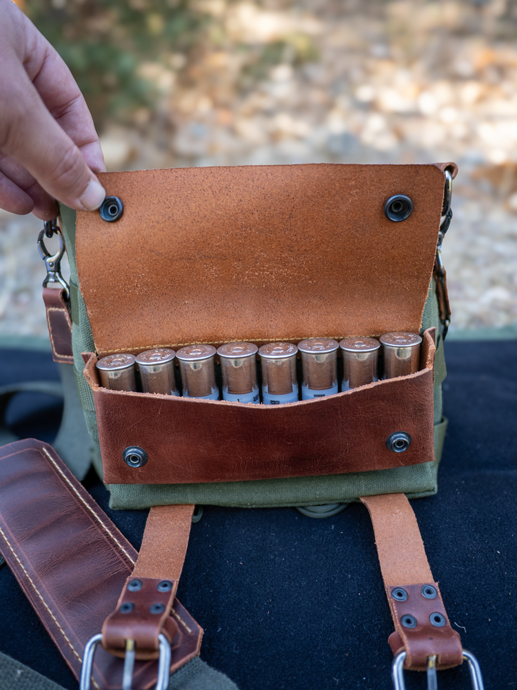 El Yapımı Mumlu Kanvas ve Yağlı Deri Bushcraft Çantası | Outdoor & EDC Omuz Çanta