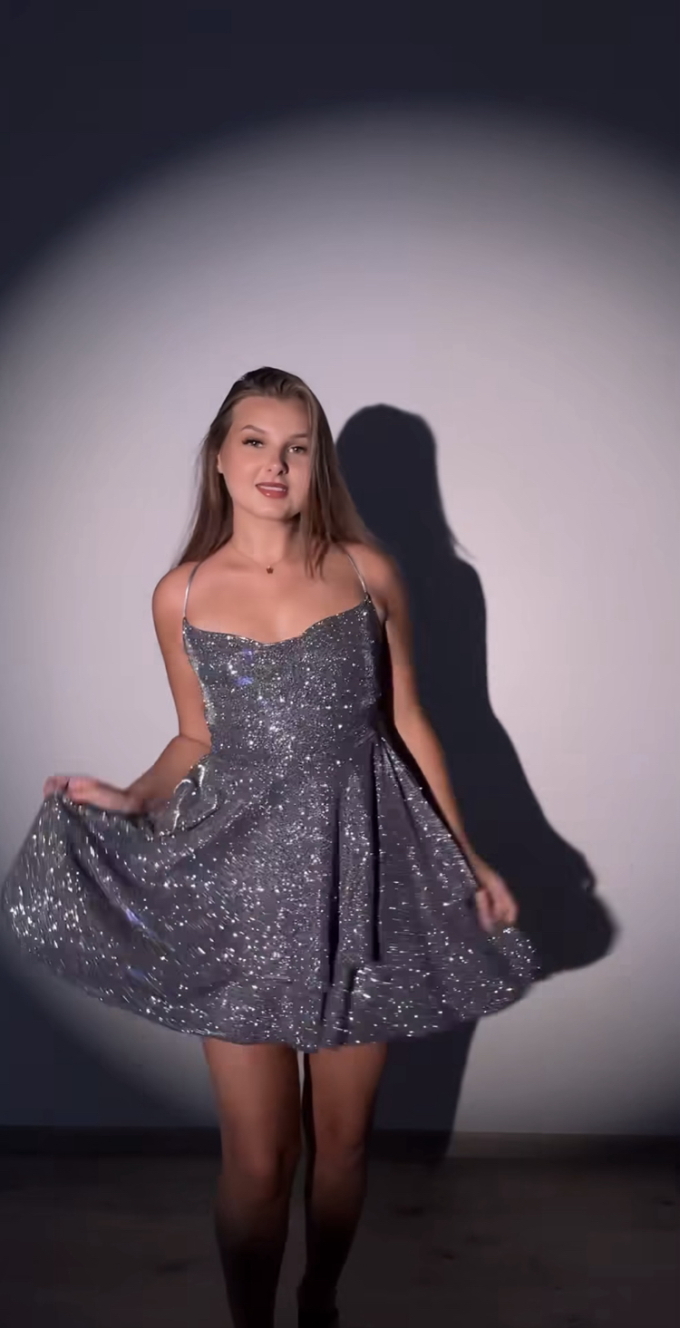 Tiana Metalik Mor Simli Volanlı Mini Elbise