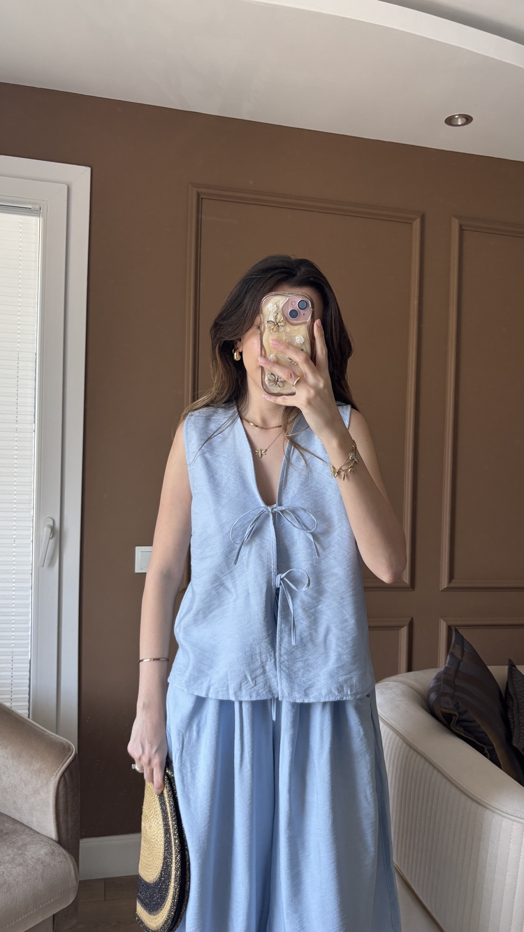 Mavi Keten Bağcıklı Bluz