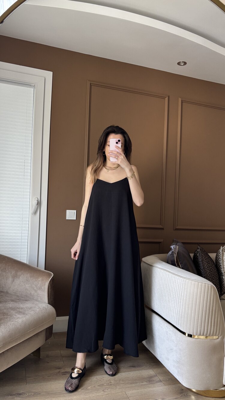 Siyah ip asklılı midi elbise