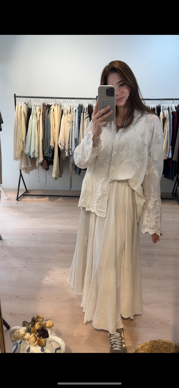 Krem beli lastikli uçuş etek 
