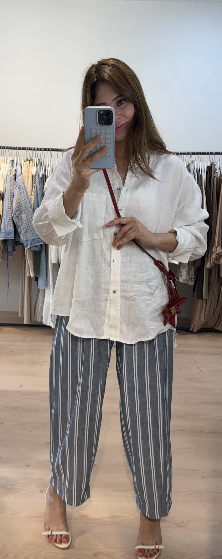 Beyaz oversize keten gömlek