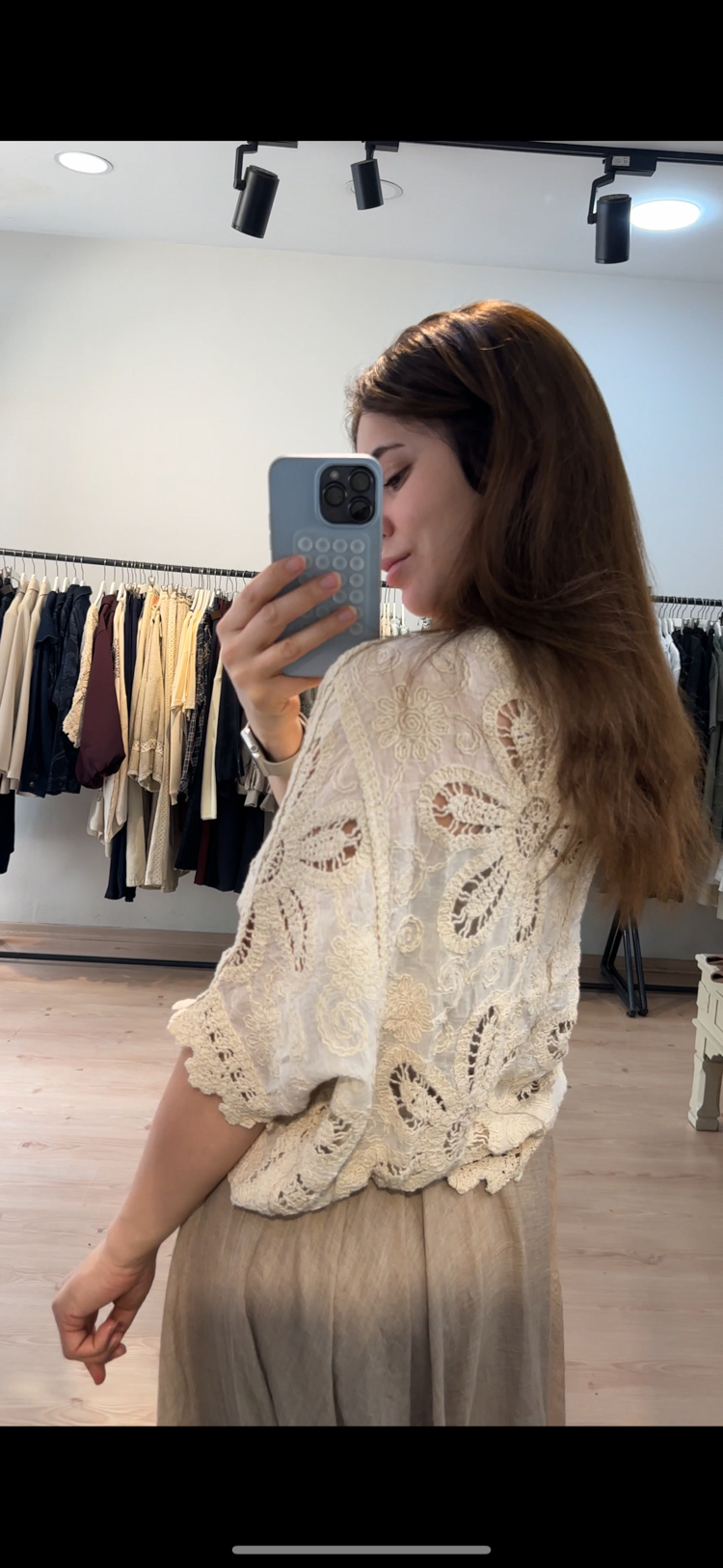 Kroşe detaylı bluz
