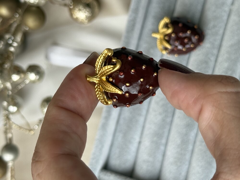 Za marka gold detaylı çilek küpe
