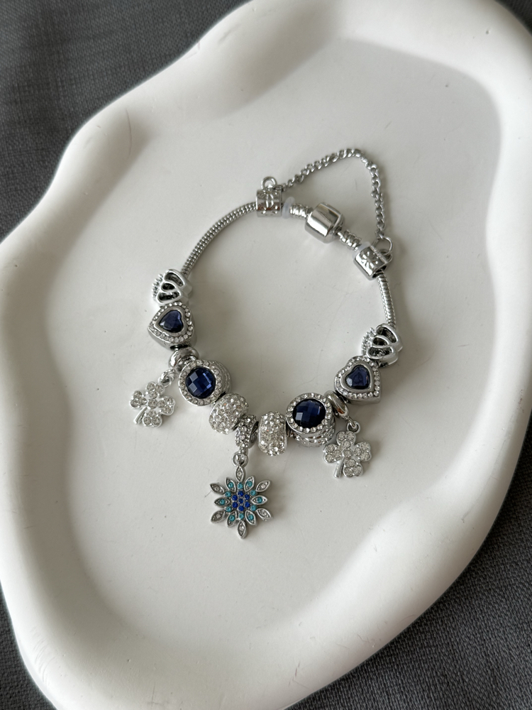 Gece mavisi charm detaylı yılan bileklik