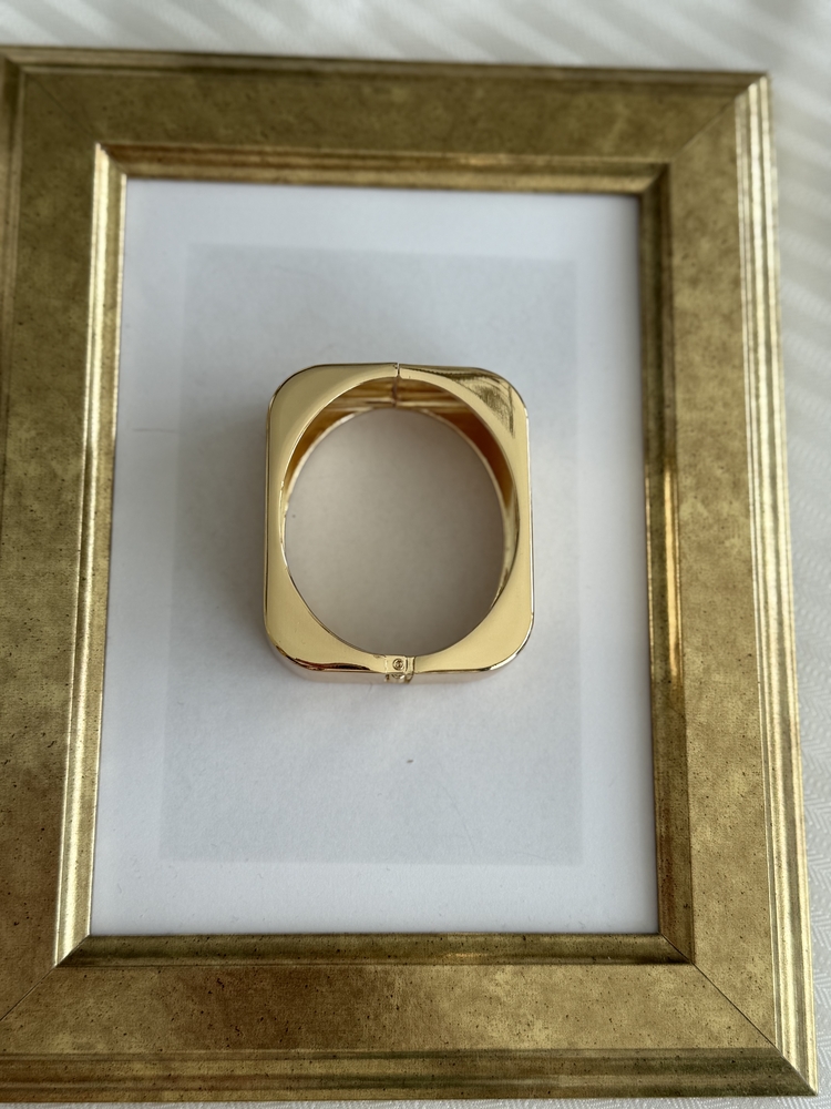 Kare gold kelepçe bileklik
