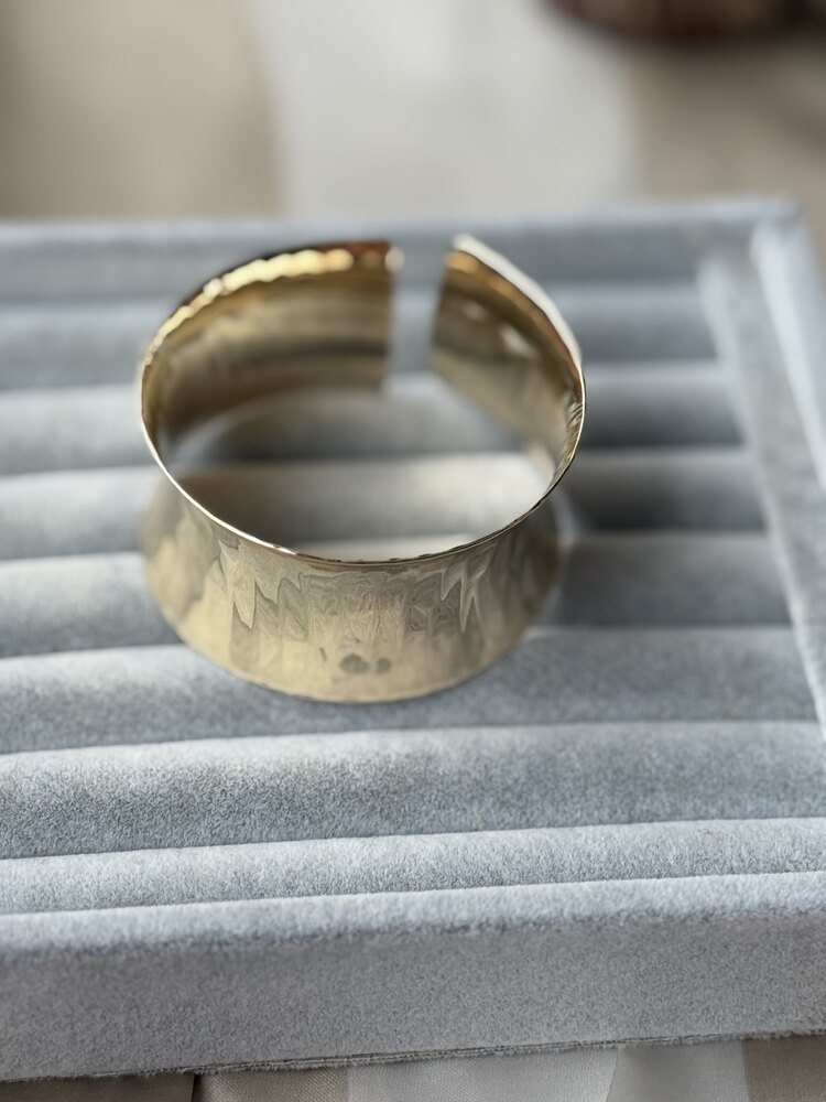 Gold parlak kalın tasma bileklik