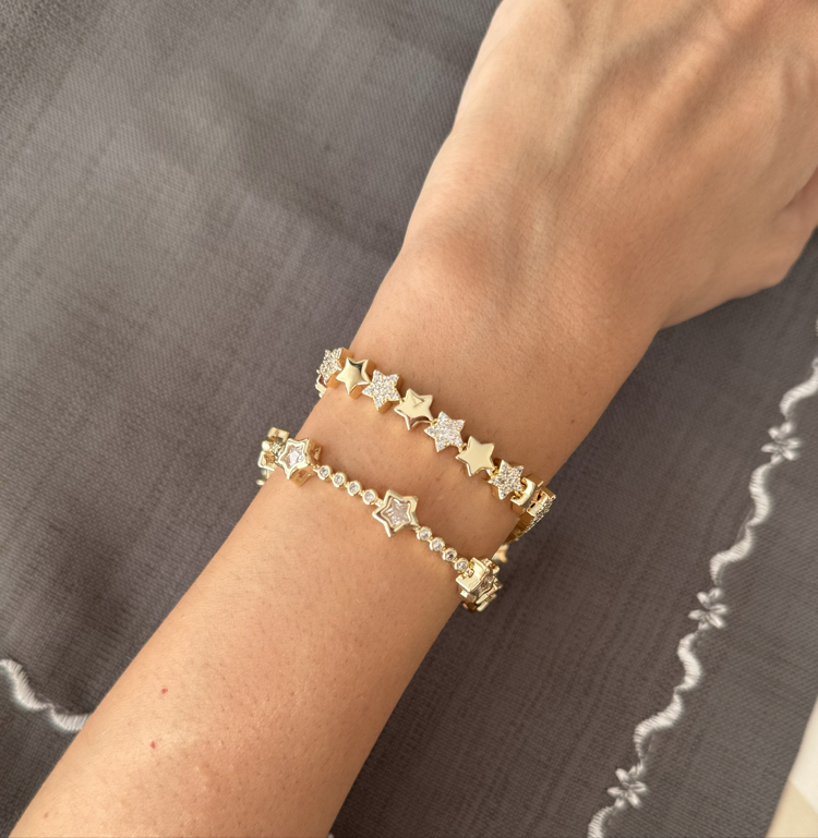 Taşlı ve gold sıralı yıldız özel seri bileklik