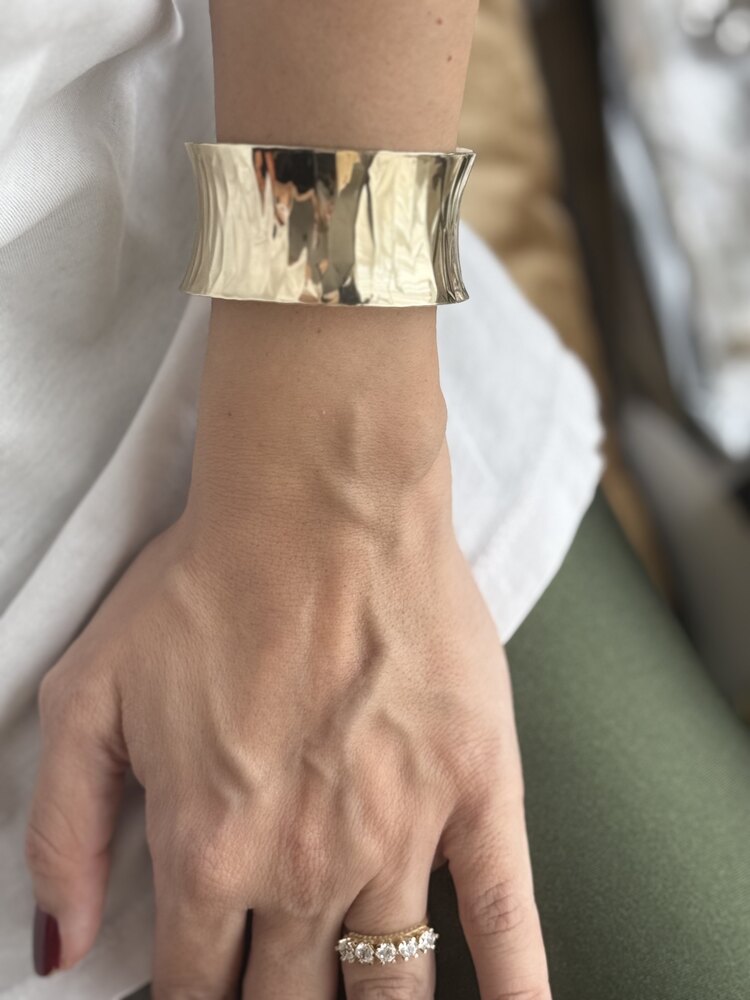 Gold parlak kalın tasma bileklik