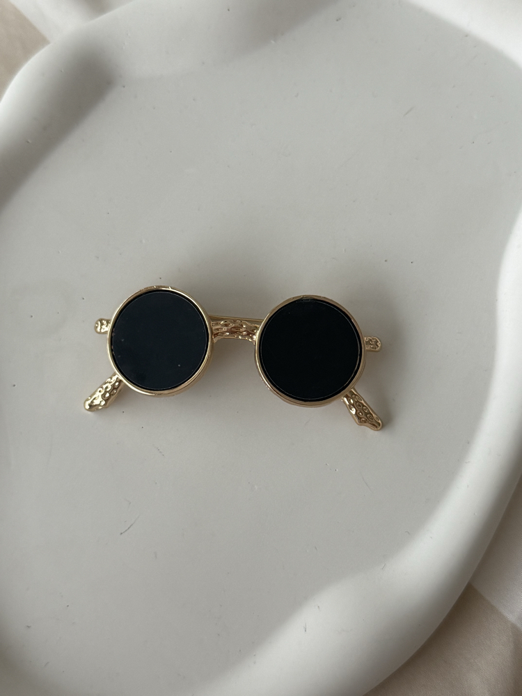 Gözlük gold metal broş