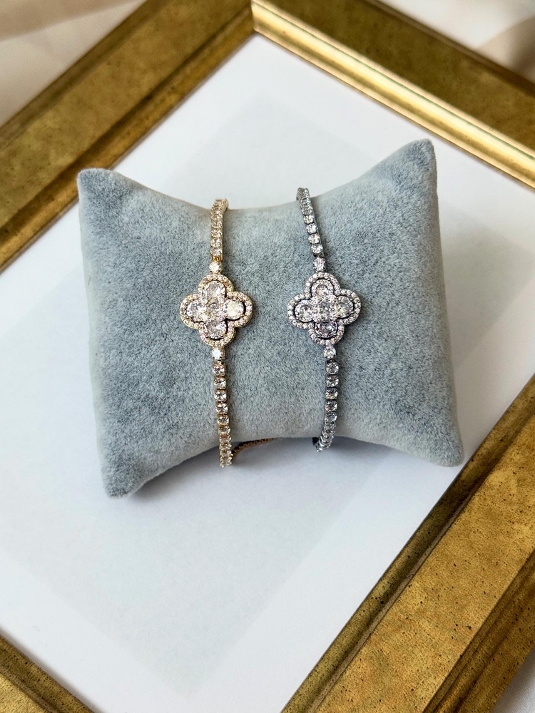 Meşhur yonca model taşlı gold asansör bileklik