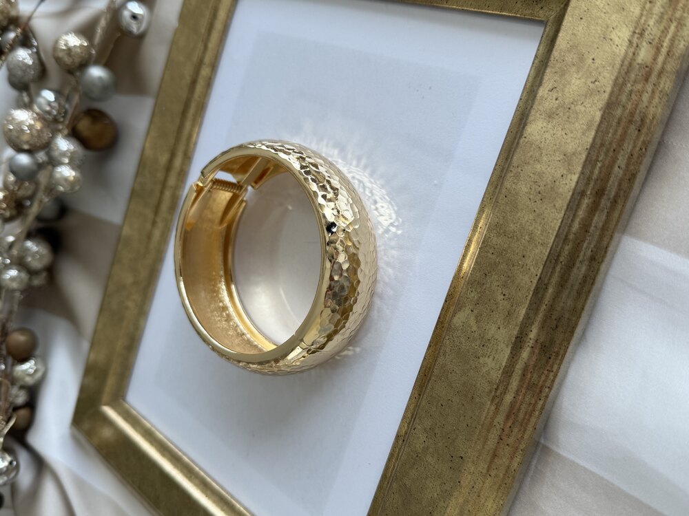 Dövme gold orta kalın kelepçe bileklik