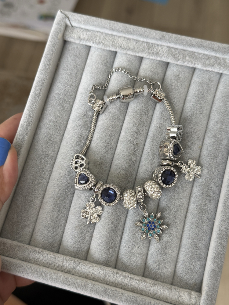 Gece mavisi charm detaylı yılan bileklik