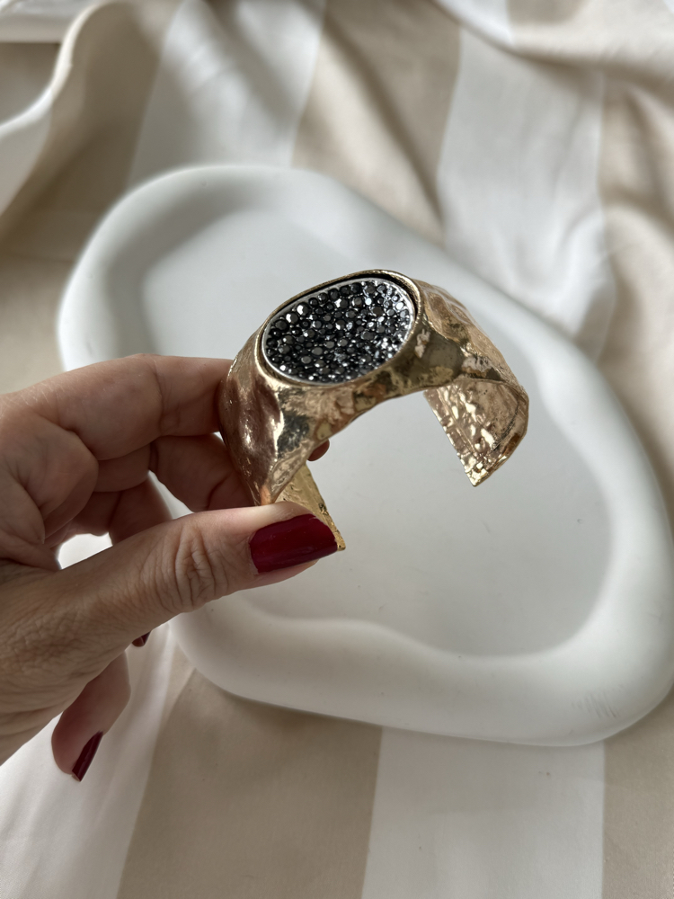 Parlak taşlı gold metal bileklik