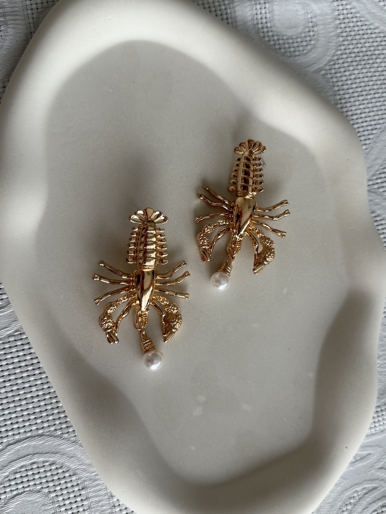 Gold ıstakoz inci küpe