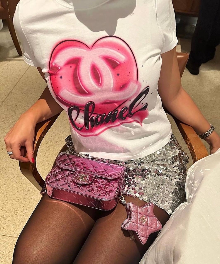 Chanel Logo Tişört 