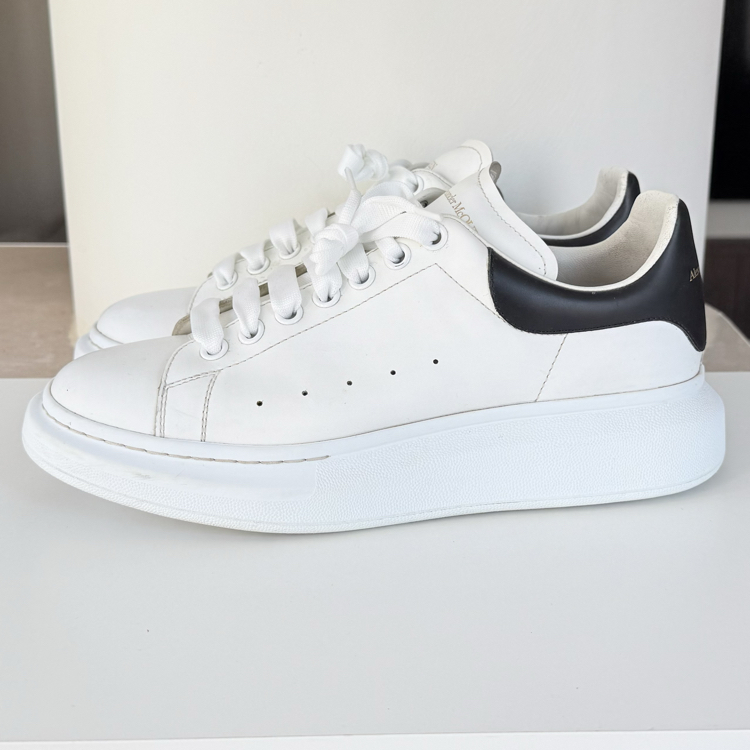Alexander McQueen 202608-14/42
