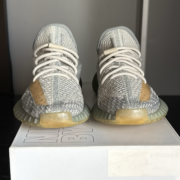 Yeezy 202602-30/44