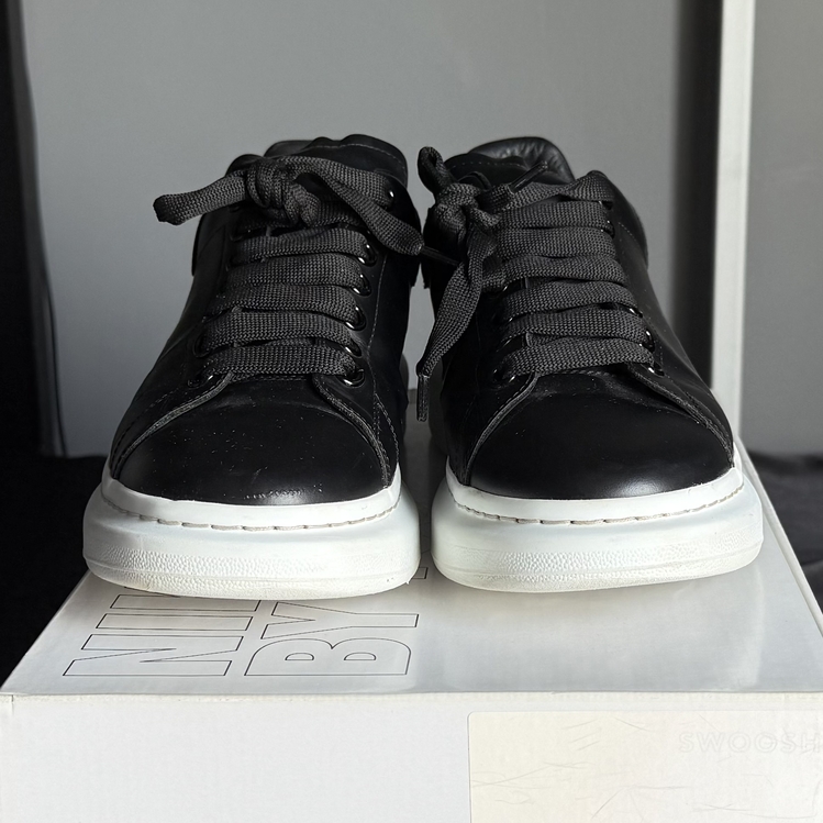 Alexander McQueen 202508-02/41