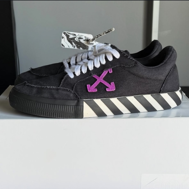 Off White 202412-42/43
