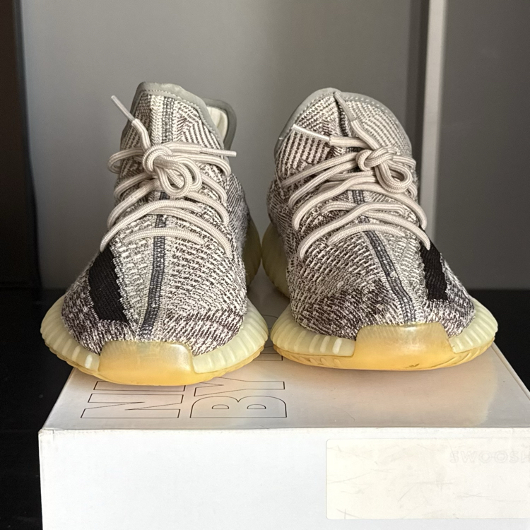 Yeezy 202602-38/43