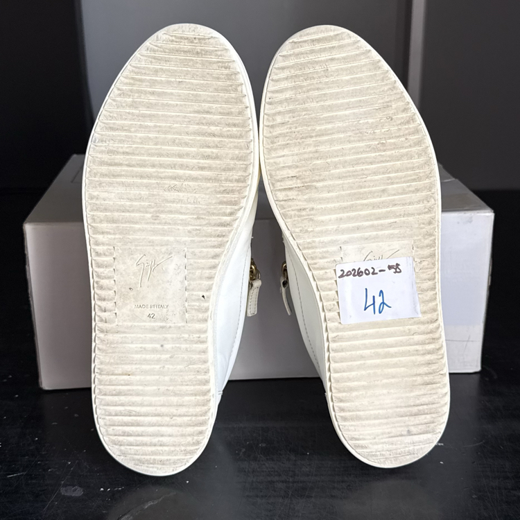 Guiseppe Zanotti 202602-58/42