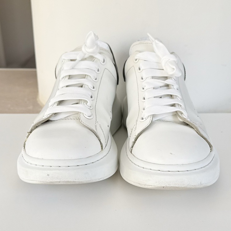 Alexander McQueen 202608-16/43