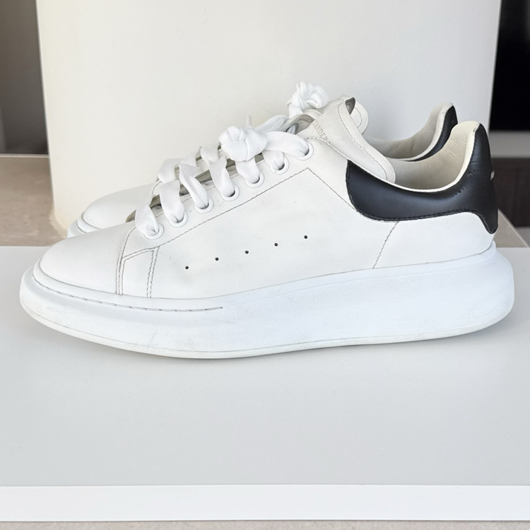 Alexander McQueen 202608-23/42