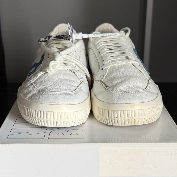 Off White 202602-11/43