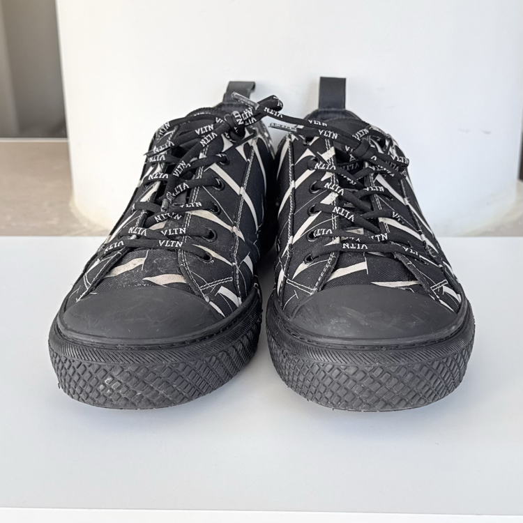 Valentino 202608-19/44