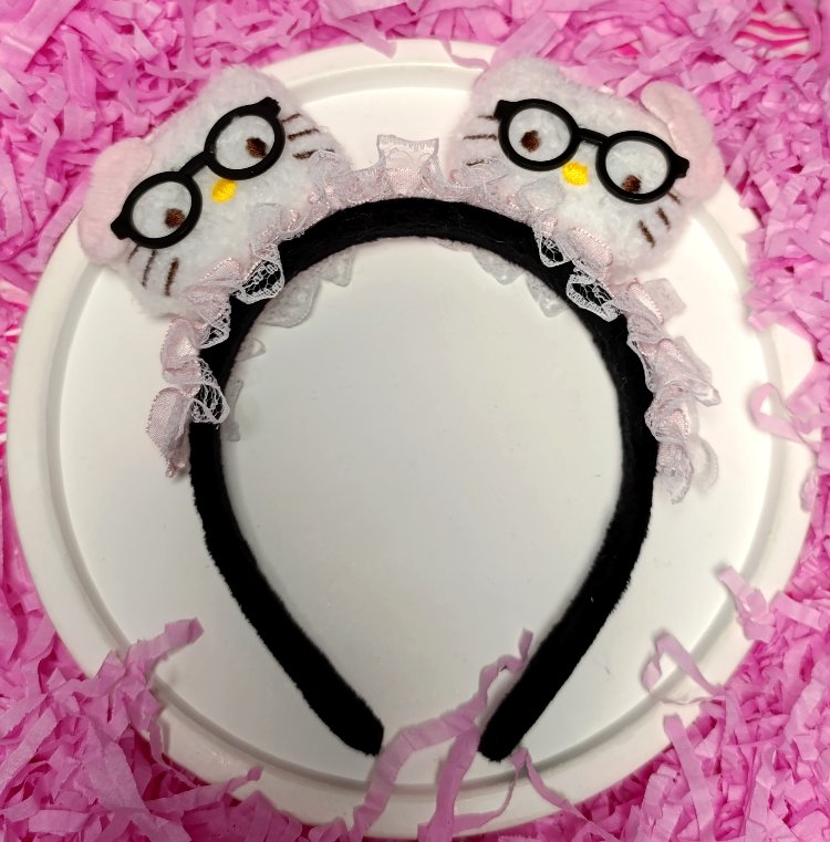 Hello kitty taç