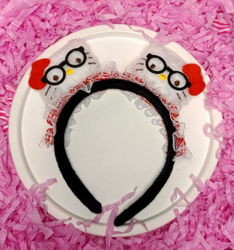 Hello kitty taç