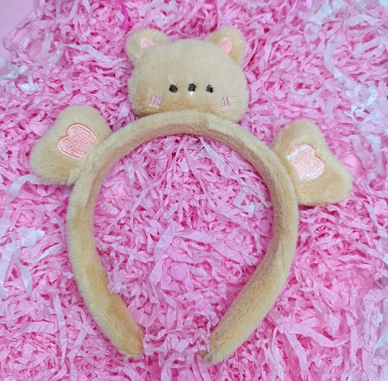 peluş taç