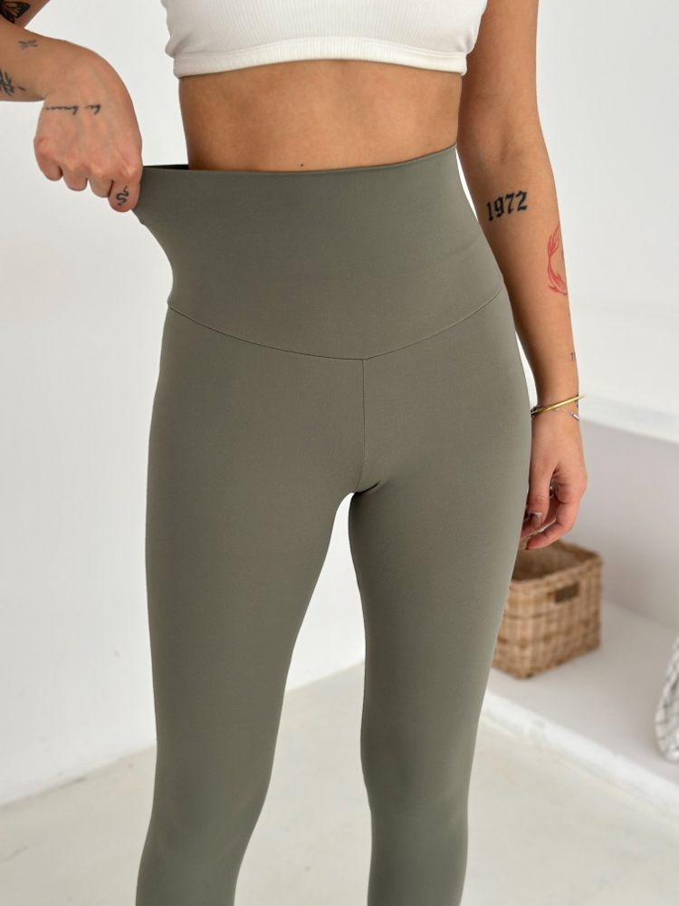 Nike Nubuk Kumaş Tayt Haki - 5111