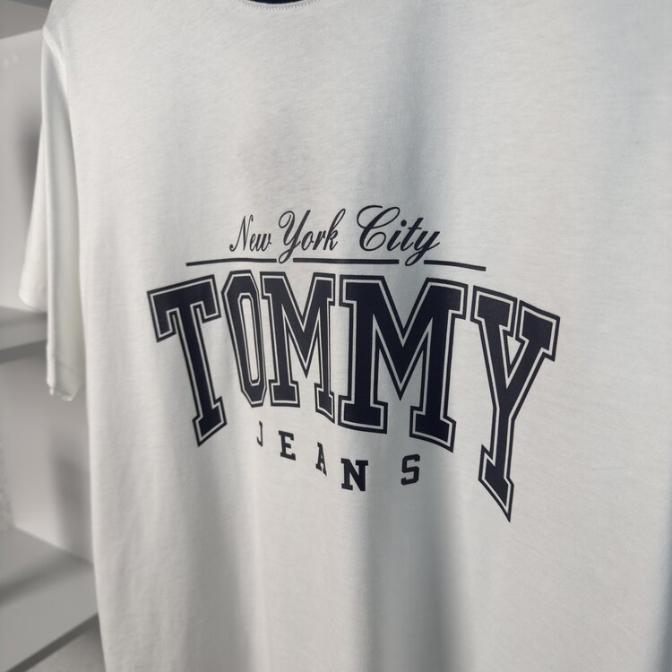Tommy Premium T-shirt(Parfüm Hediyeli)