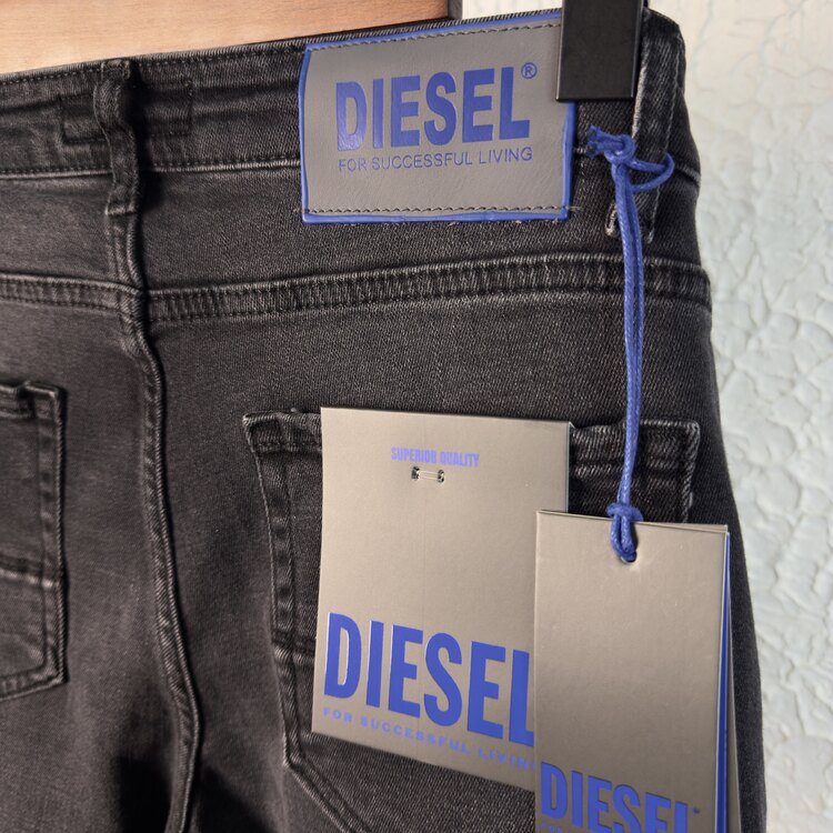 Dıesel Jean 4008-02