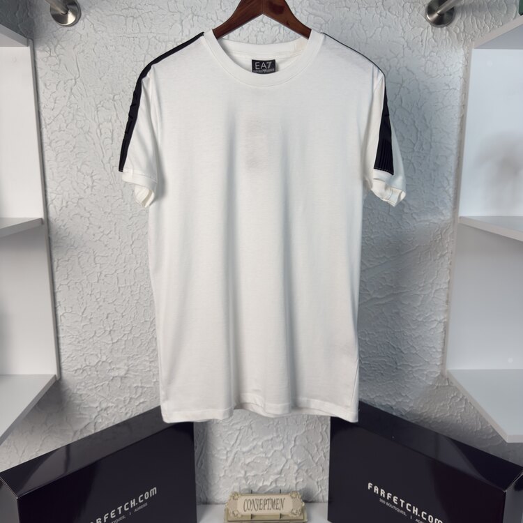 EA7 Premium T-shirt