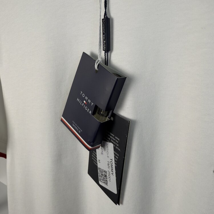 Tommy Premium T-shirt(Parfüm Hediyeli)