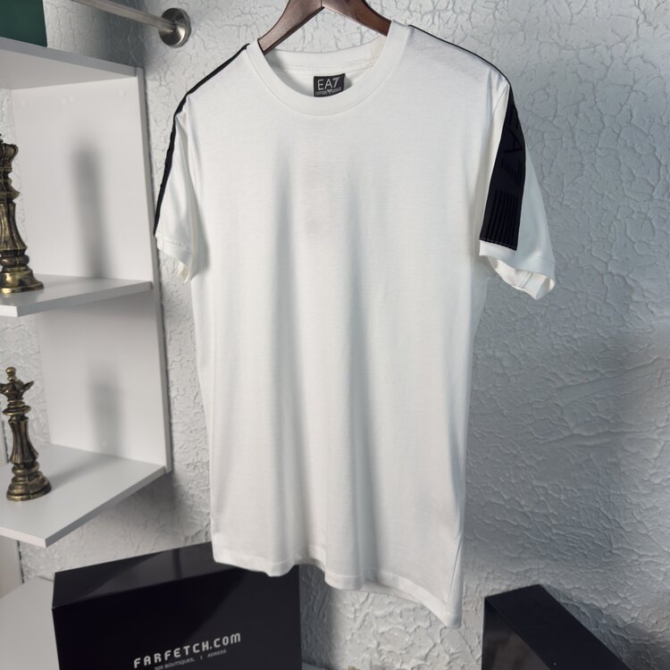 EA7 Premium T-shirt