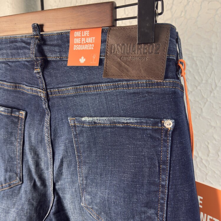 Dsqured2 Premium Jean 4037-06