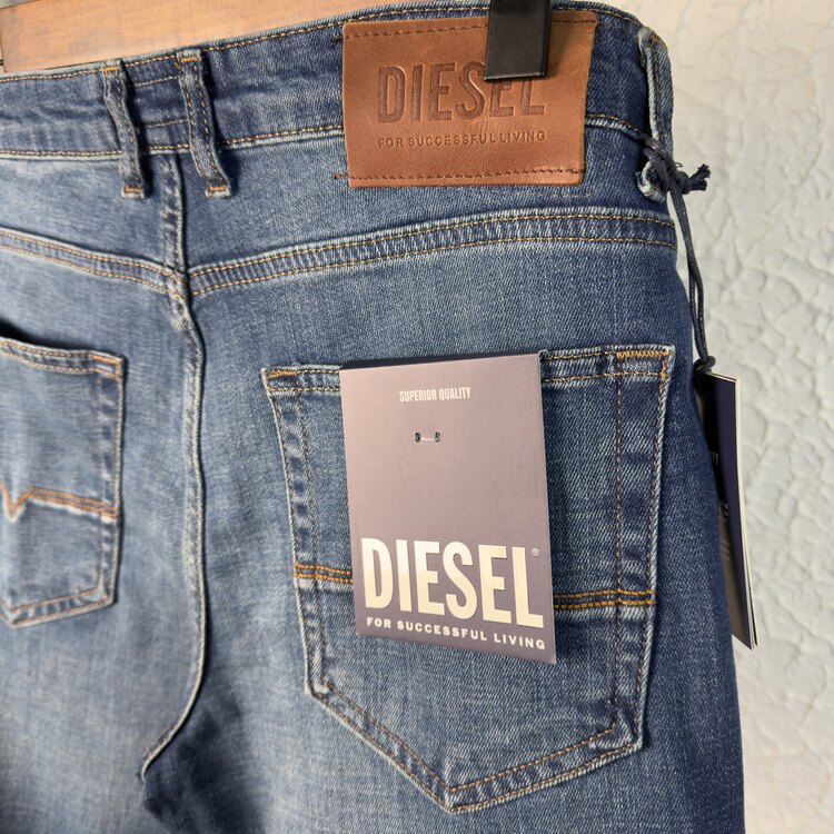 Dıesel Premium Jean 4051-07