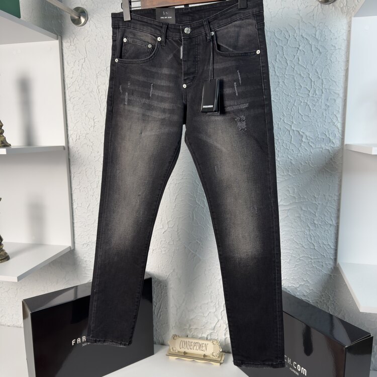 Dsqured2 Premium Jean 4050-02
