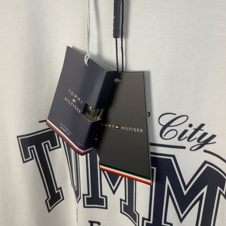 Tommy Premium T-shirt(Parfüm Hediyeli)